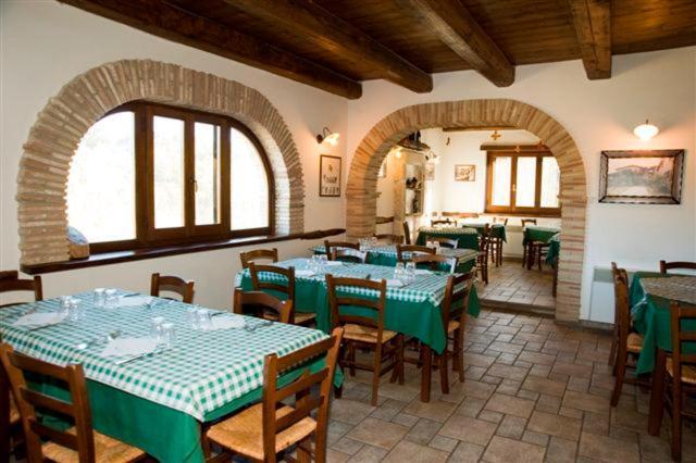 Agriturismo Valle Tezze Каша Экстерьер фото