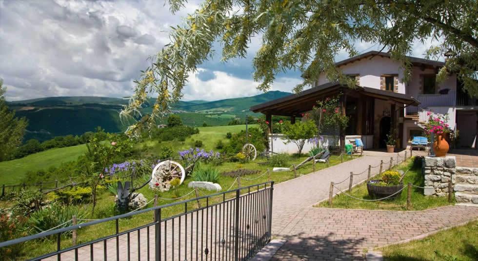 Agriturismo Valle Tezze Каша Экстерьер фото
